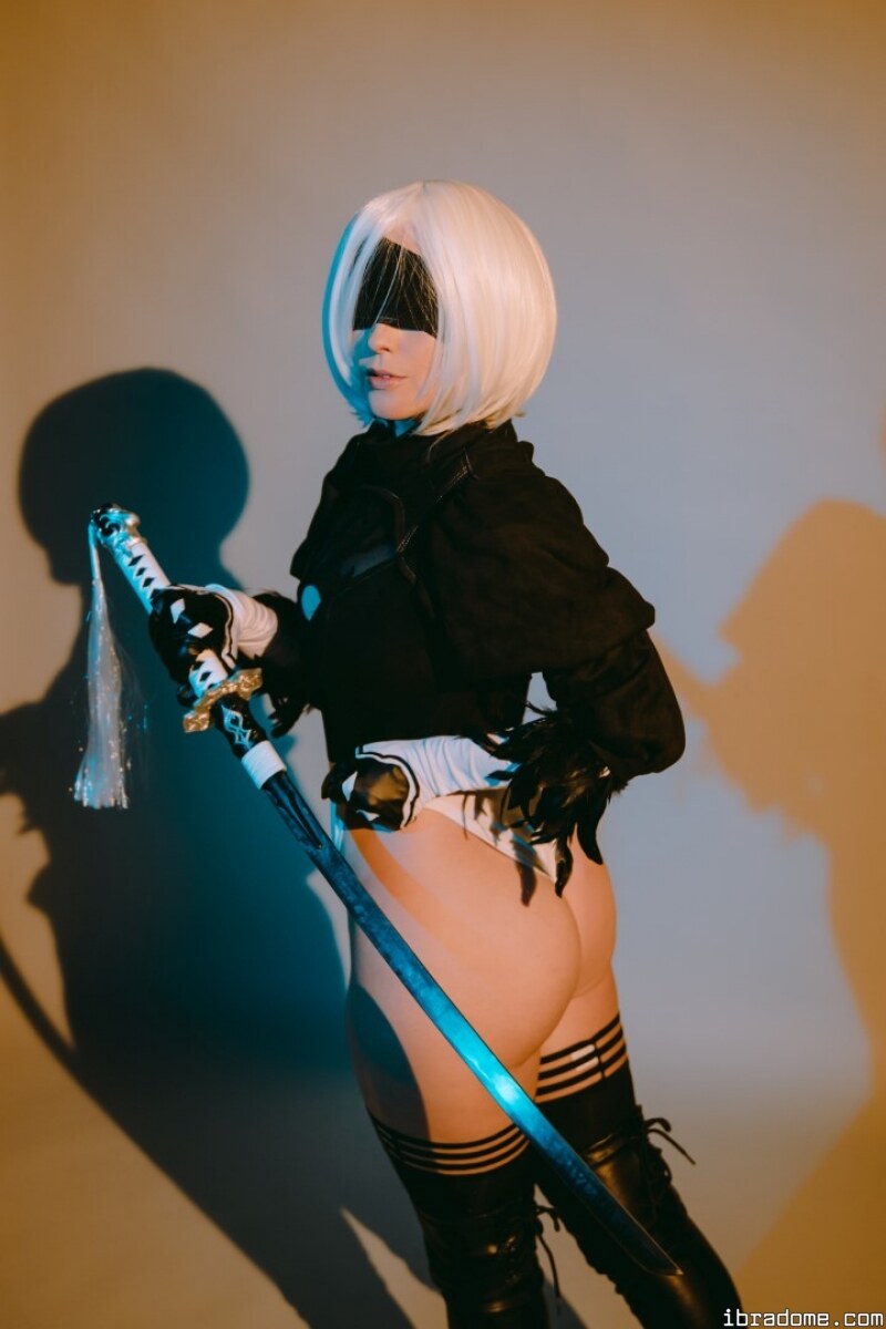 Meg Turney 2B Butt 22192