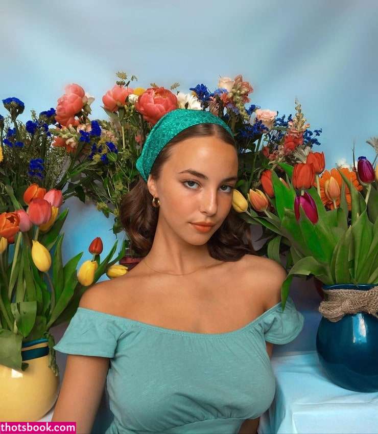 Amelie Manzoli Nude OnlyFans Photos #13 530172