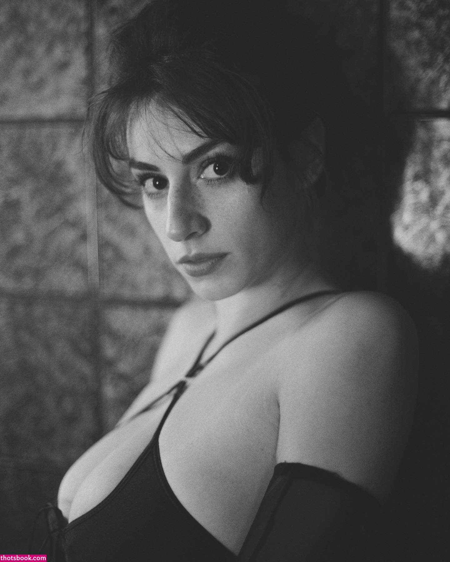 Isa Reda Nude OnlyFans Photos #11 482930