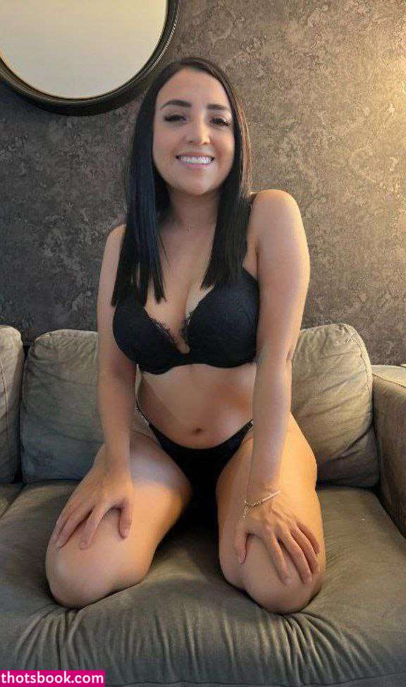 Esmeralda Mejia Iamesmemejia Nude Leaks OnlyFans Photos #2 1892029