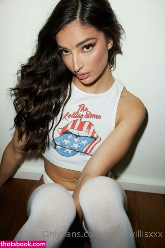 Emily Willis Nude Leaks OnlyFans Photos #12 1907584