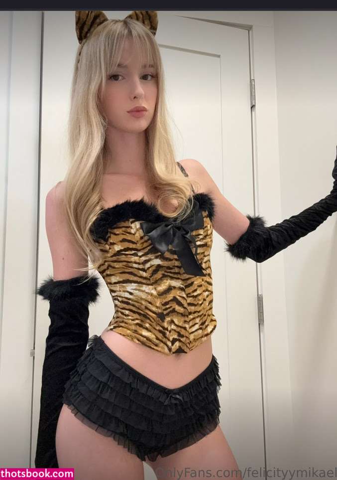 felicityhughes felicityymikaela Nude Leaks OnlyFans Photos #2 1910083