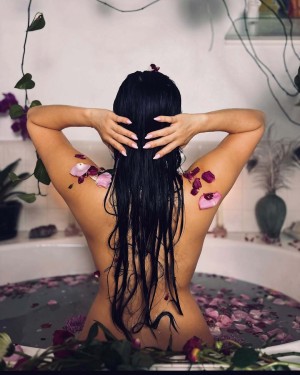 Yenni Huynh Nude Leaks OnlyFans Photos #9