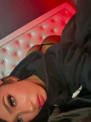 glockk1tty Nude Leaks OnlyFans Photos #4