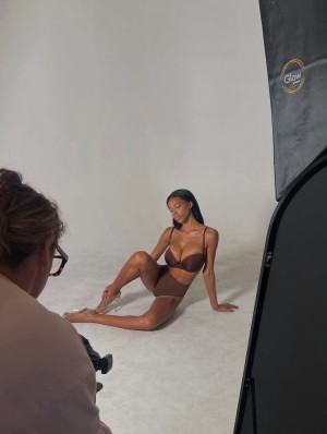 Laura Victoria lauravvictoriia bondgirl72 lviitova Nude Leaks OnlyFans Photos #1