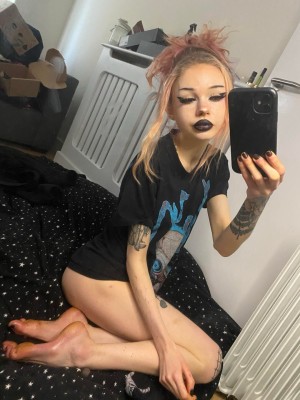 Spookylilbabydoll Nude Leaks OnlyFans Photos #2