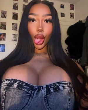 Ella Mac ellamacxx Nude Leaks OnlyFans Photos #1