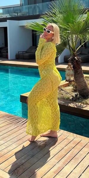 Ezgi Ergenc Nude Leaks OnlyFans Photos #2