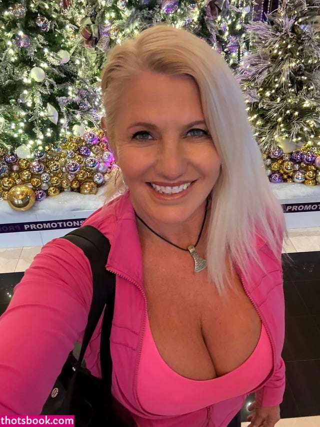 LisaMGreer Nude Leaks OnlyFans Photos #2 1954550