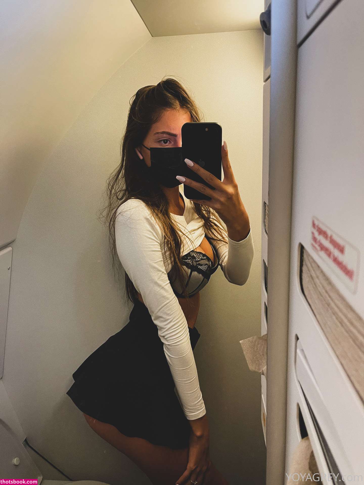 Yoya Grey Nude OnlyFans Photos #9 747596