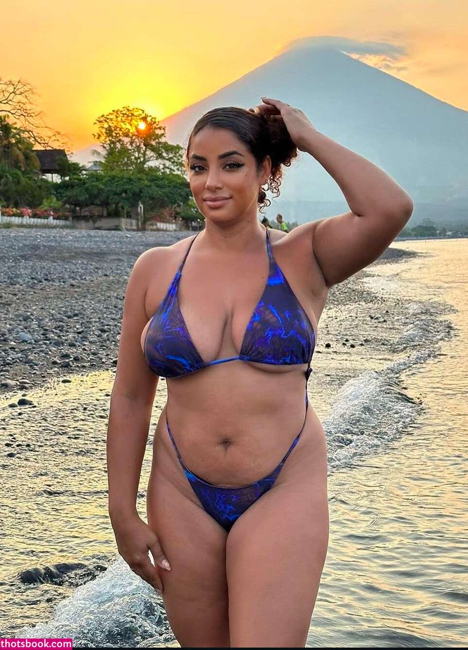 yinamenez Nude Leaks OnlyFans Photos #5 1585559