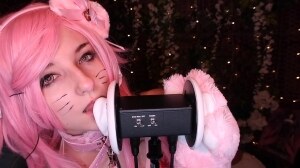 AftynRose ASMR Kitty Ear Licking