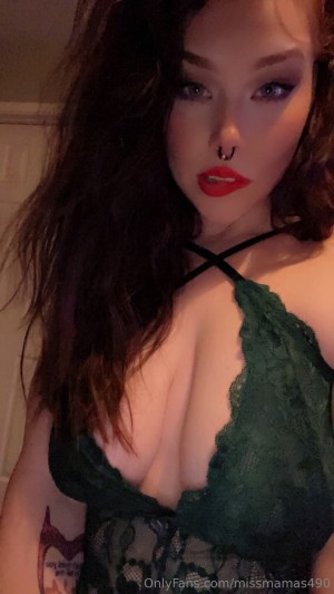 Maegan Danielle missmamas490 Nude Leaks OnlyFans Photos #1