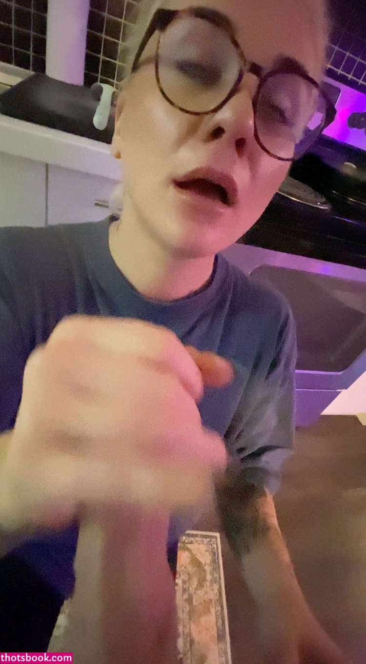 Carlysayshi Hungarian Princess Carly H Nude Leaks OnlyFans Photos #6 1831850