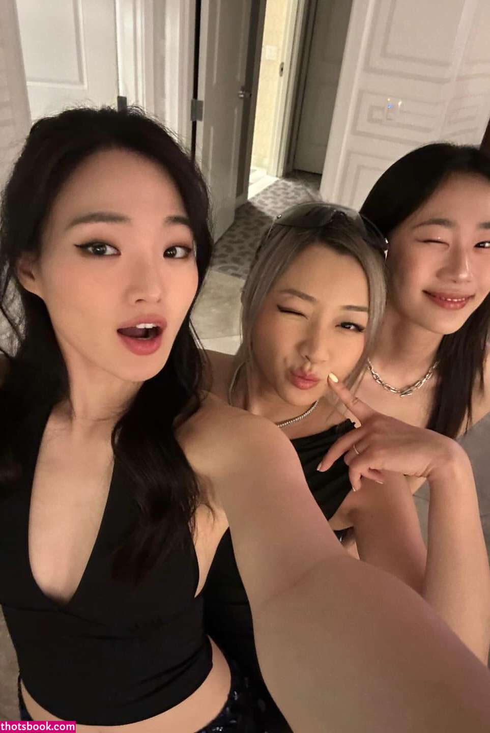 Sarah Hwang Nude Leaks OnlyFans Photos #5 1849557