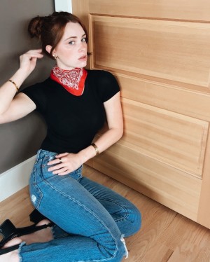 Violet Brinson Nude Leaks OnlyFans Photos #6