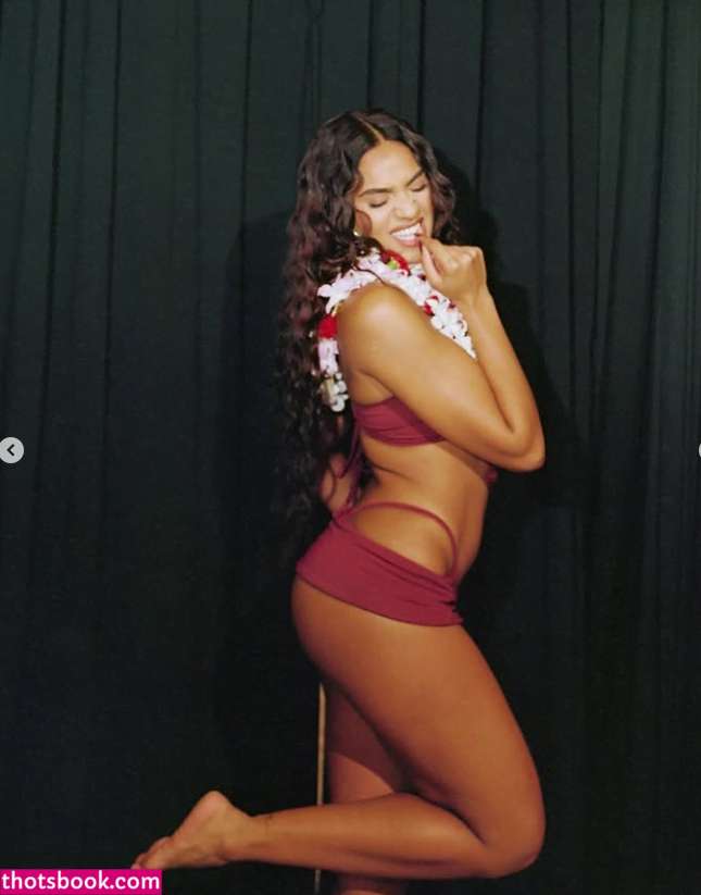 Kaimana Oliveira Nude Leaks OnlyFans Photos #2 1834517