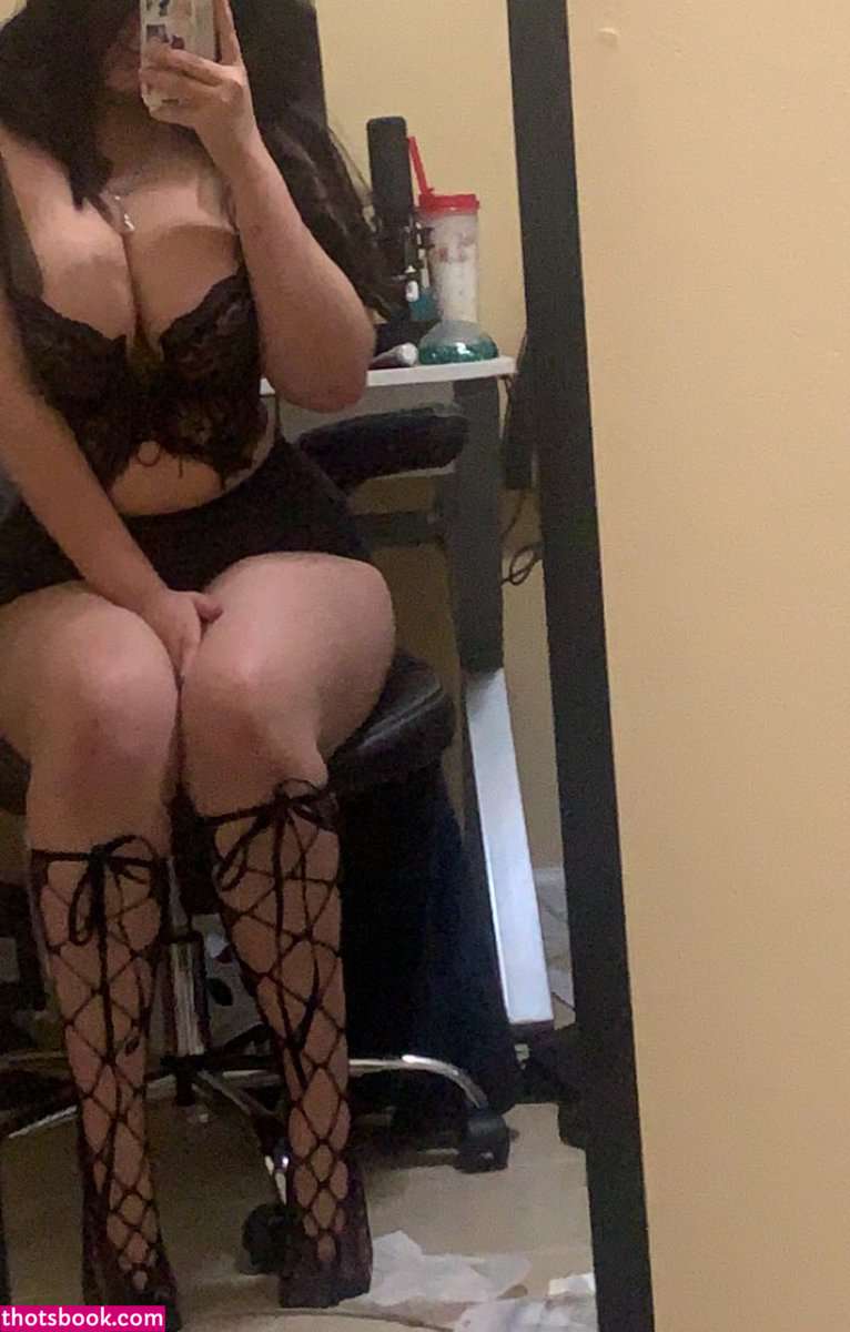 cwuddlemeplz  koohlia  vatonez Nude OnlyFans Photos #4 342285