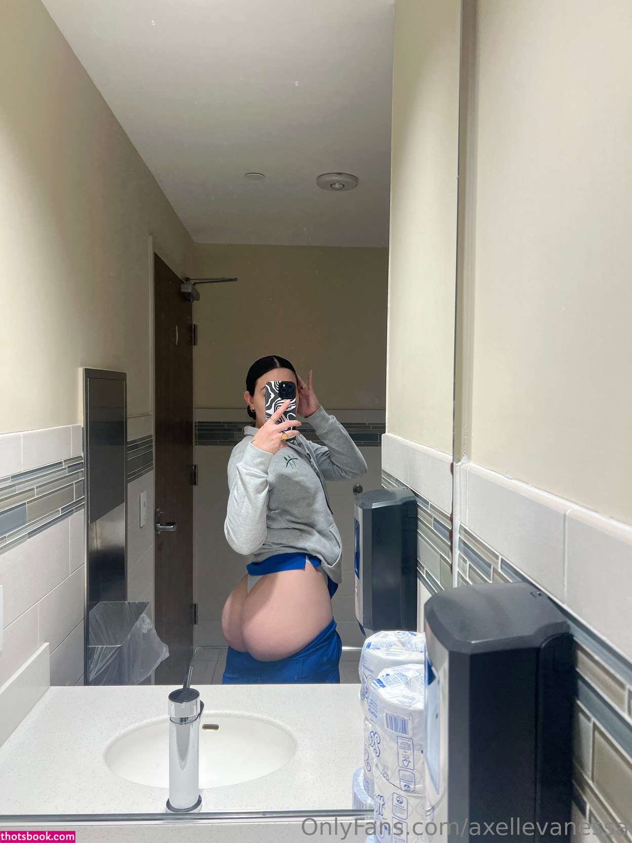 axellevanessa Nude Leaks OnlyFans Photos #2 1799280