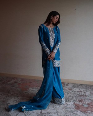 Sonam Bajwa Nude Leaks OnlyFans Photos #2