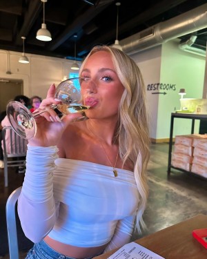 Carrie Anderson carrieanderr Nude Leaks OnlyFans Photos #4