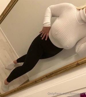 binnicaof Nude Leaks OnlyFans Photos #2