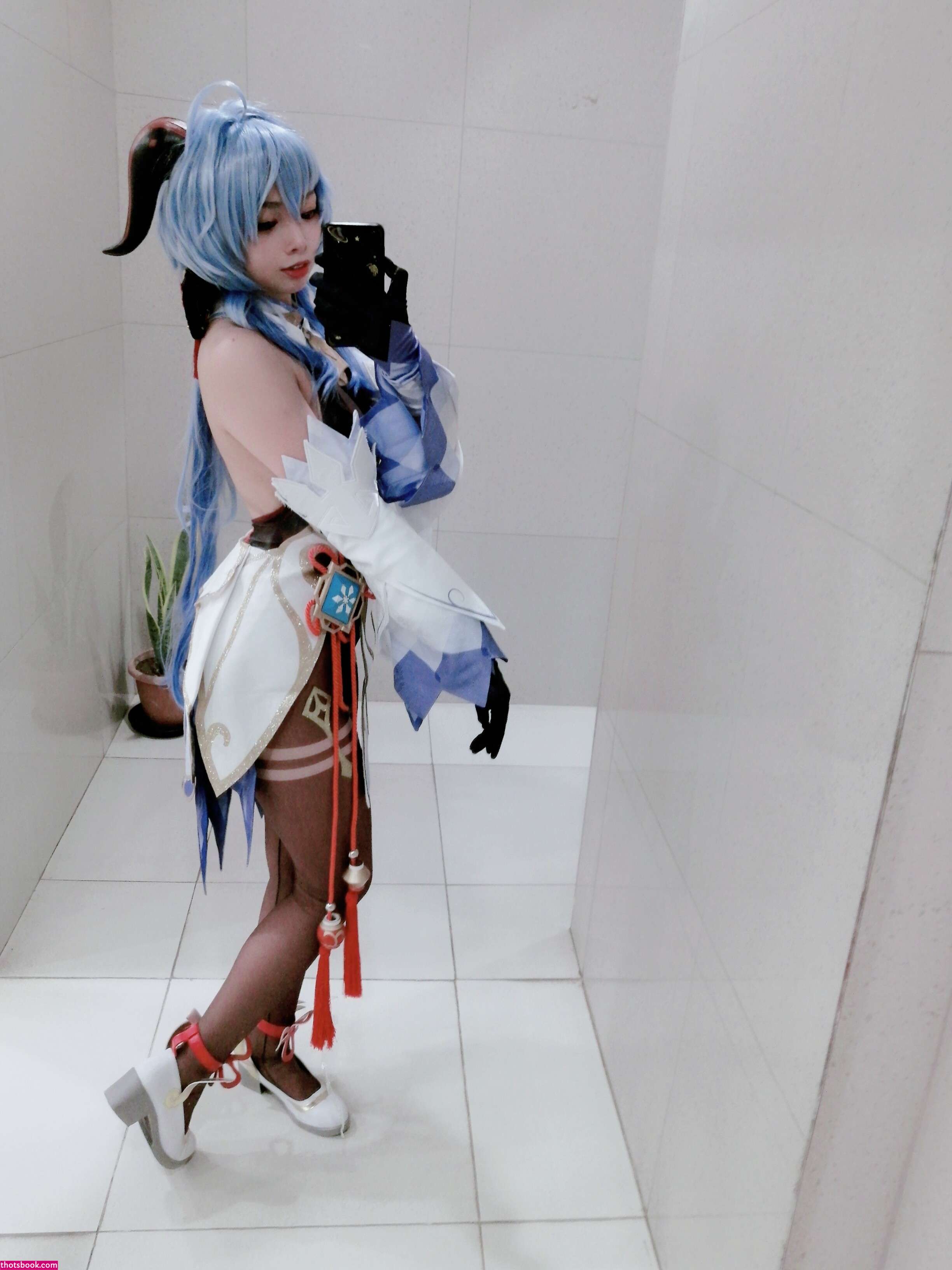 Suji Nude Photos #4 329738