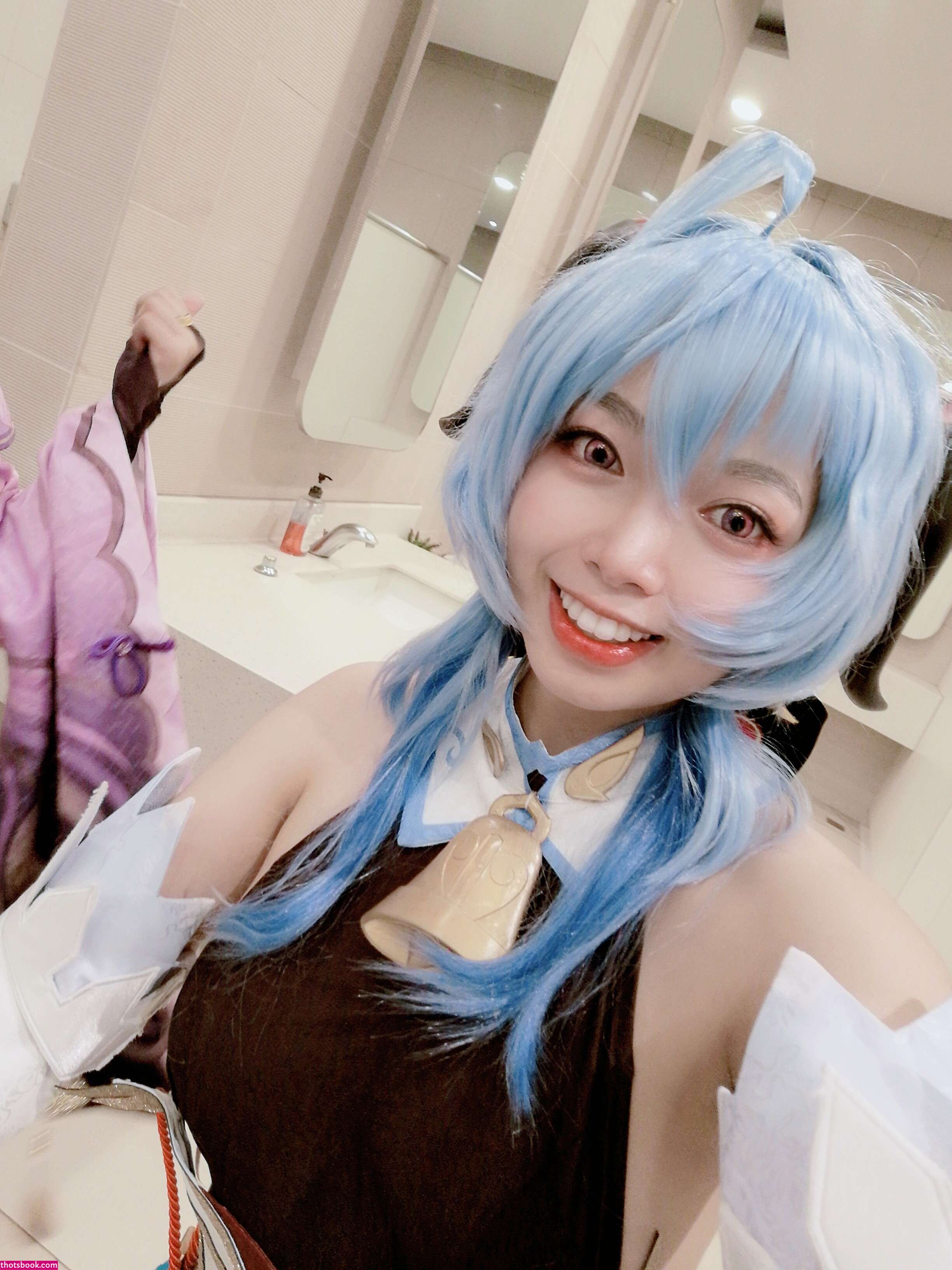 Suji Nude Photos #4 329757