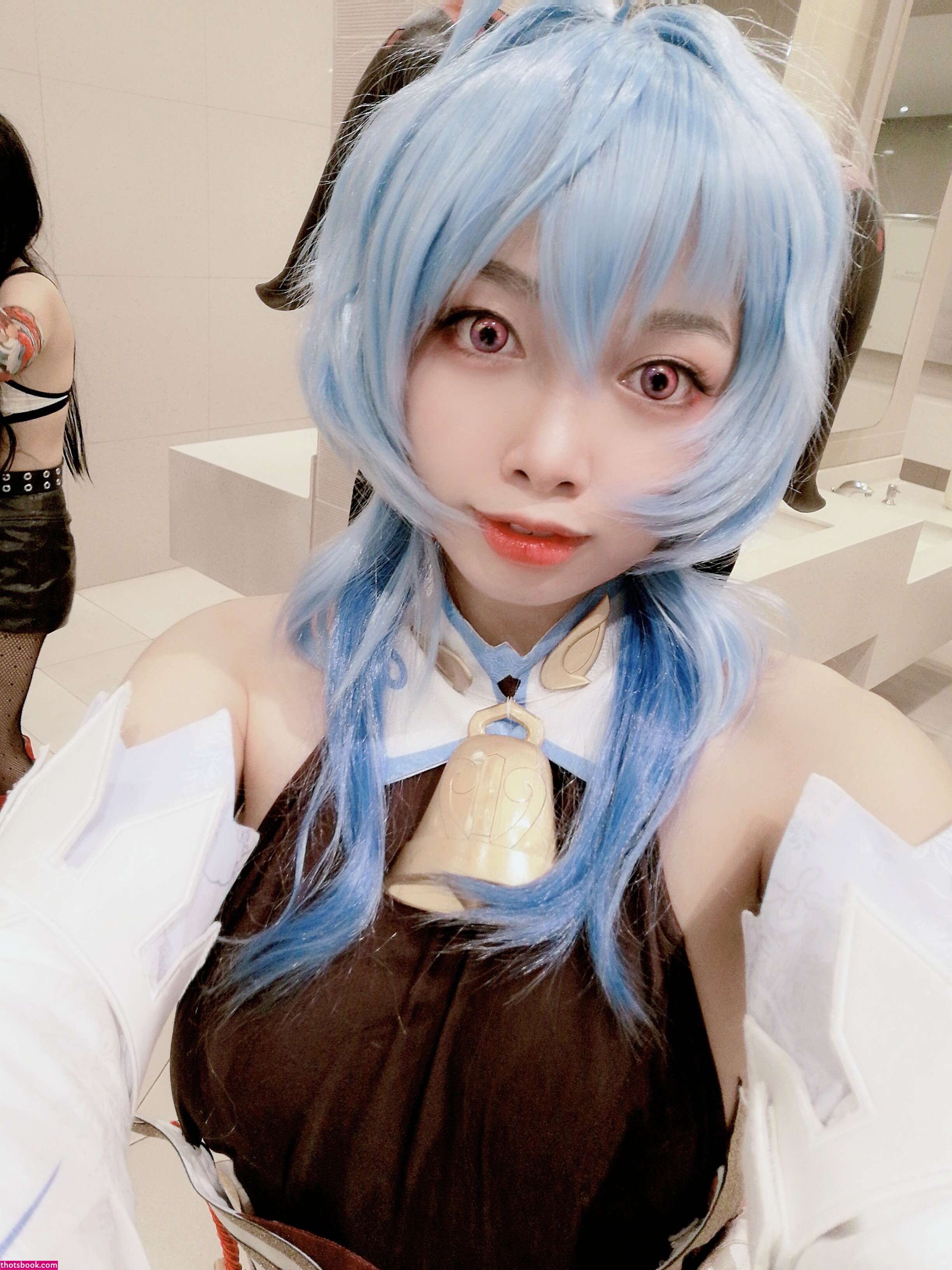 Suji Nude Photos #4 329759