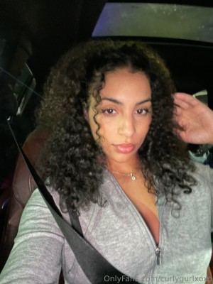 curlygurlxoxo Nude Leaks OnlyFans Photos #1