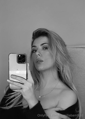 Camilla Bamford Nude Leaks OnlyFans Photos #2