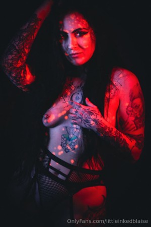 littleinkedblaise Nude Leaks OnlyFans Photos #4