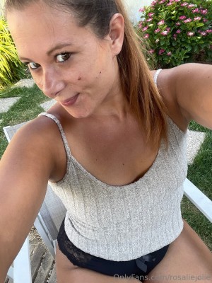 rosaliejolie Nude Leaks OnlyFans Photos #4