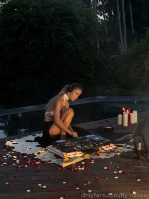 fly natalie Nude Leaks OnlyFans Photos #5
