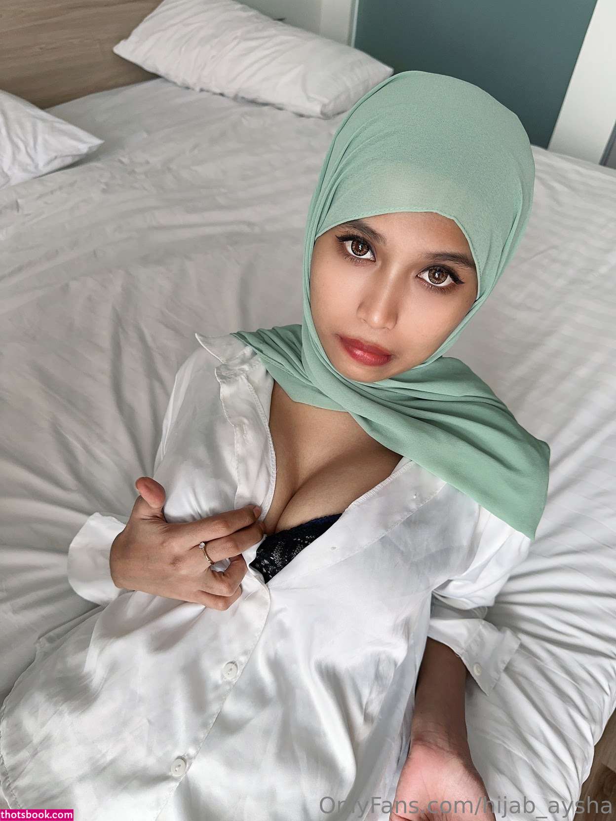 hijab aysha Nude Leaks OnlyFans Photos #4 1780236