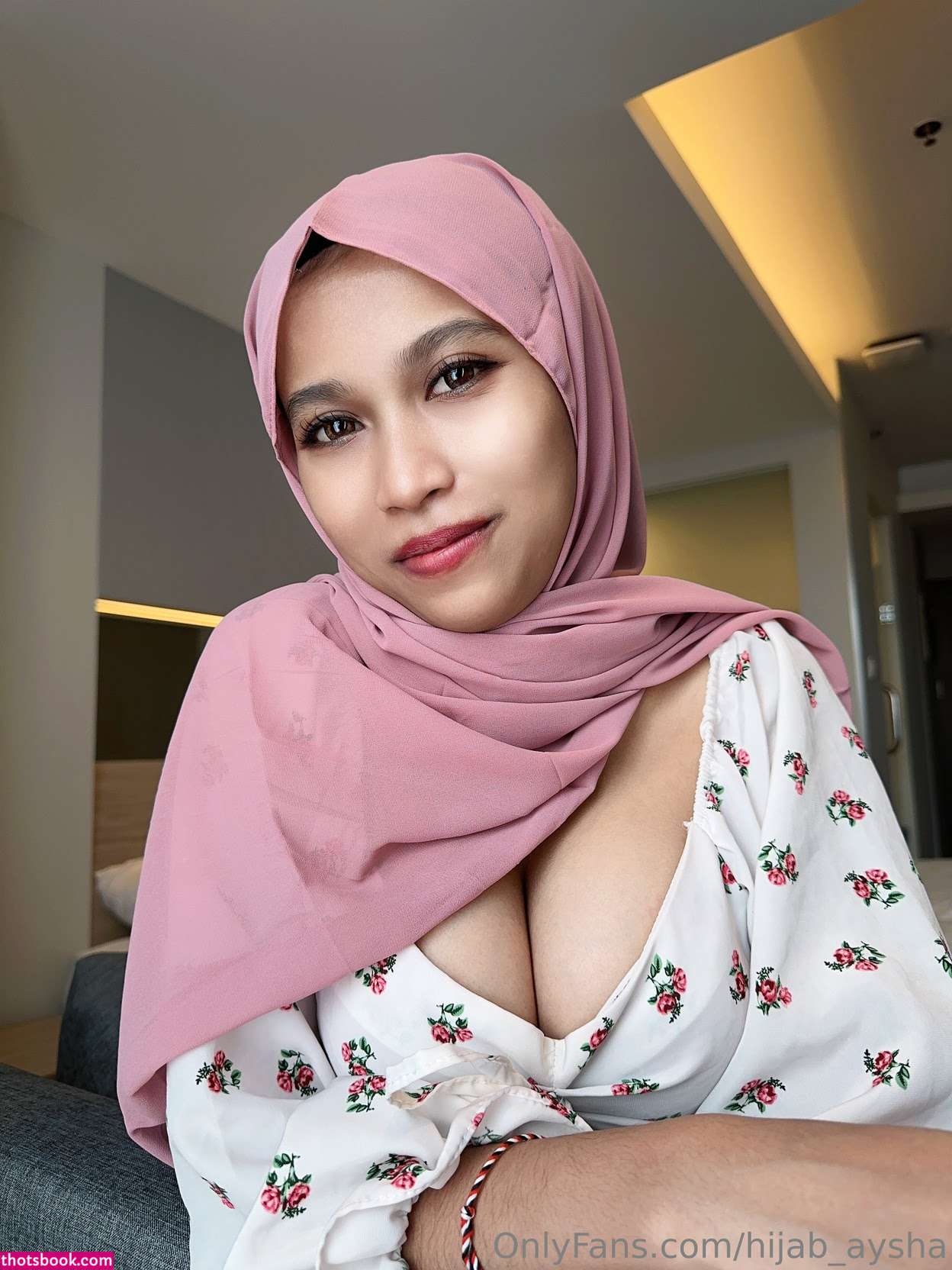 hijab aysha Nude Leaks OnlyFans Photos #6 1780252